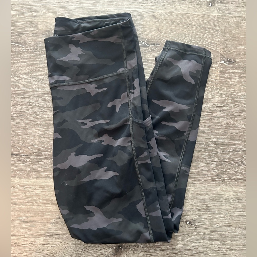 Athleta 7/8 leggings